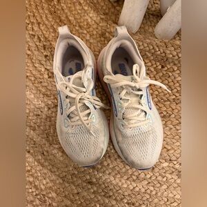 Brooks Glycerin 22